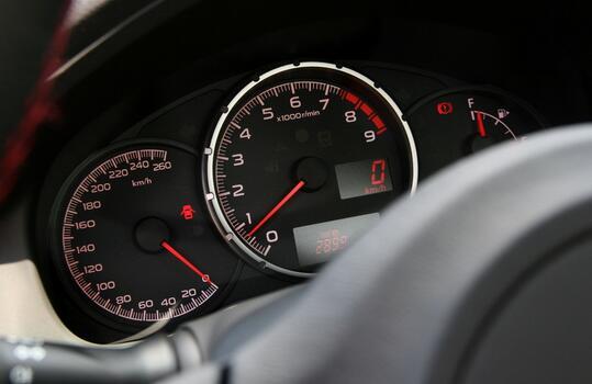 開車省油技巧！教你用最少的油跑最遠的路