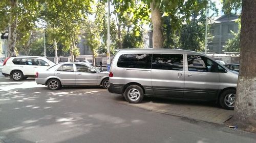 違章停車被拖壞，就該自認倒霉？告訴車主如何獲得賠償